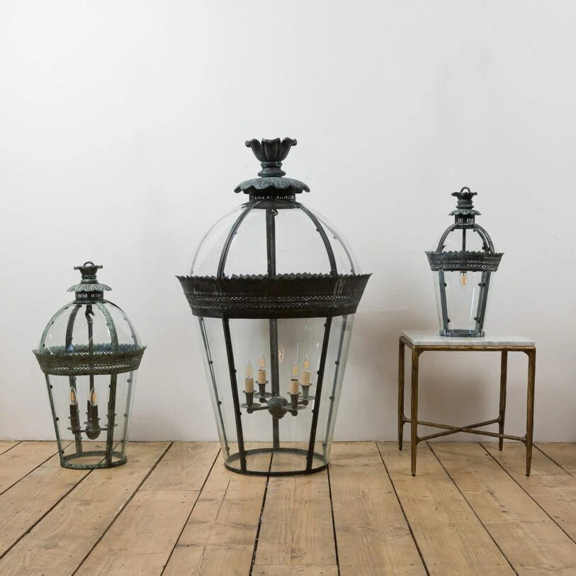 Byron Traditional Lantern