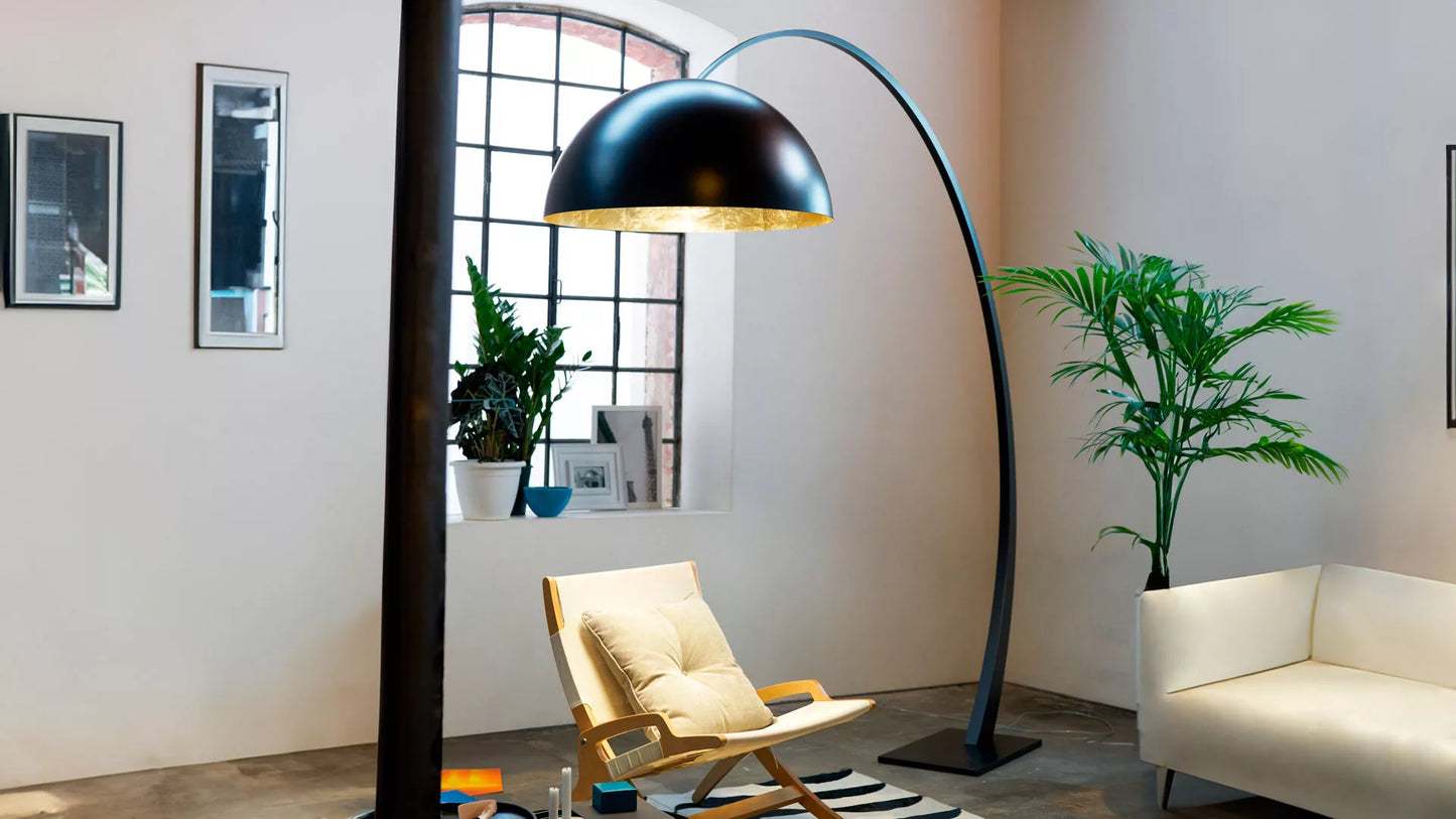 Zava Luce 1962 Big Floor Lamp in Black and Gold Leaf