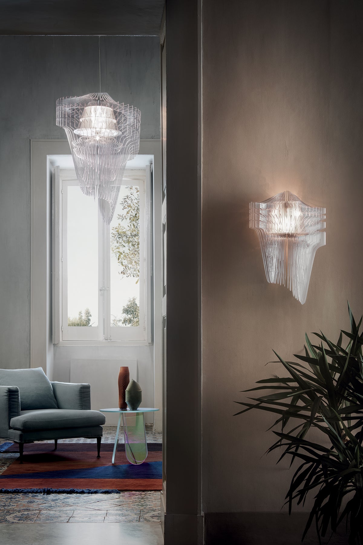 Aria Wall Light