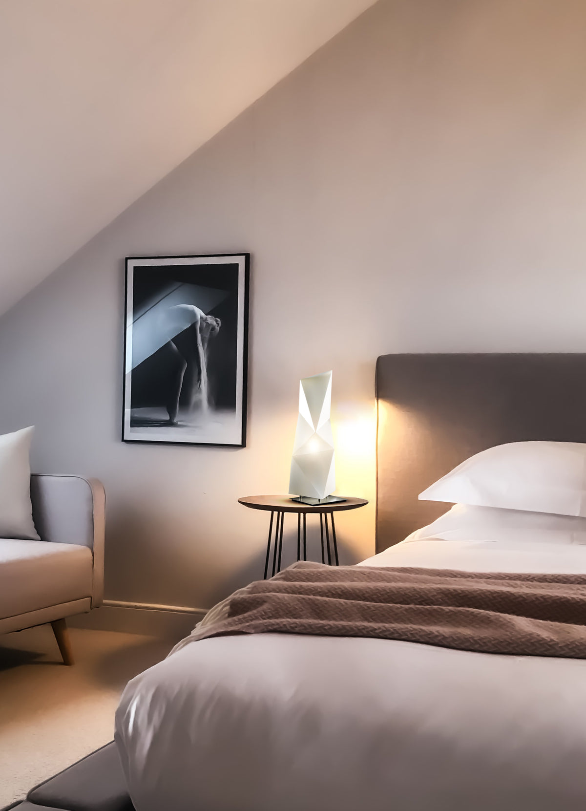Diamond Table Lamp