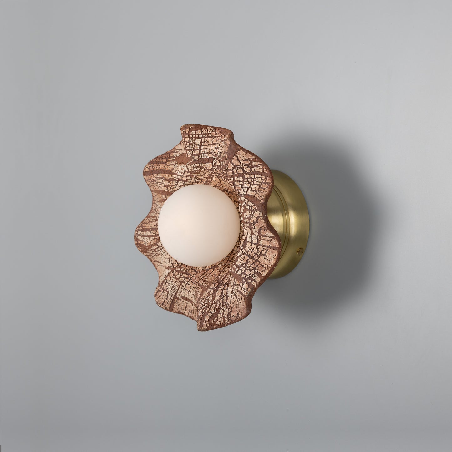 Rivale Wall Light with Wavy Ceramic Shade