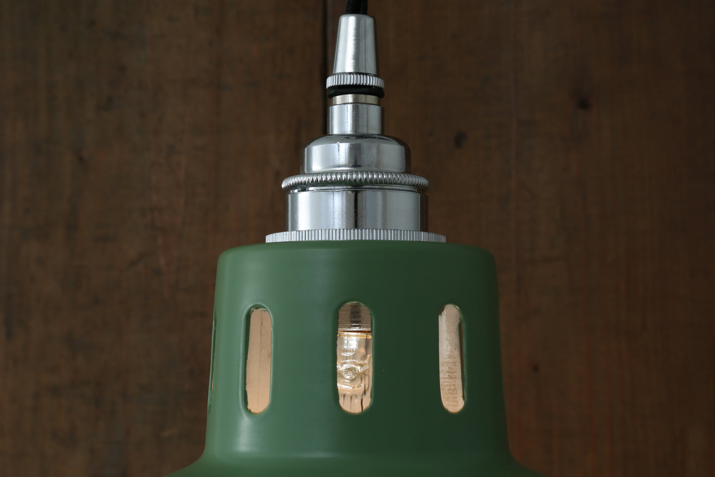 Osson Industrial Factory Pendant Light