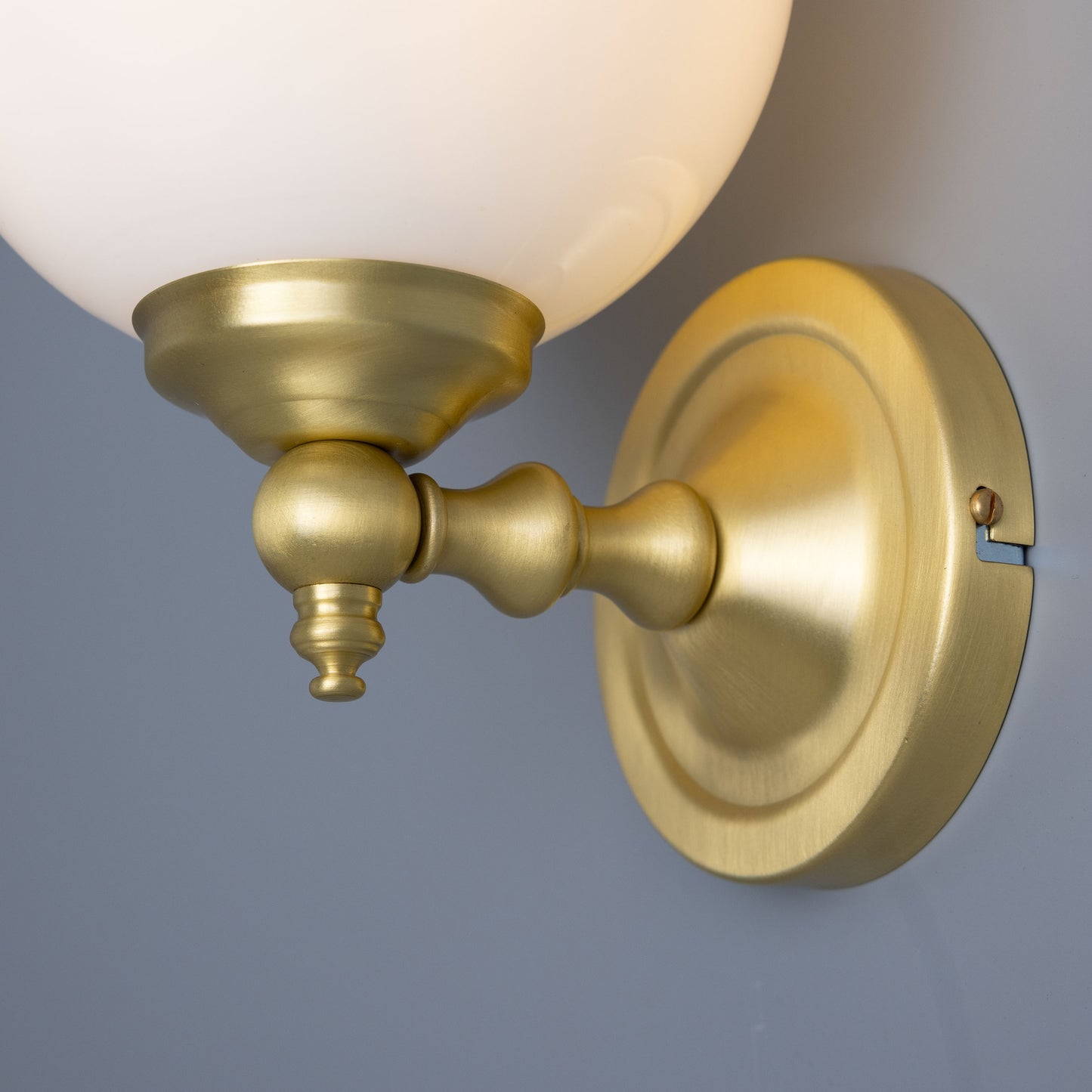 Cloghan Traditional Brass and Glass Globe Wall Light