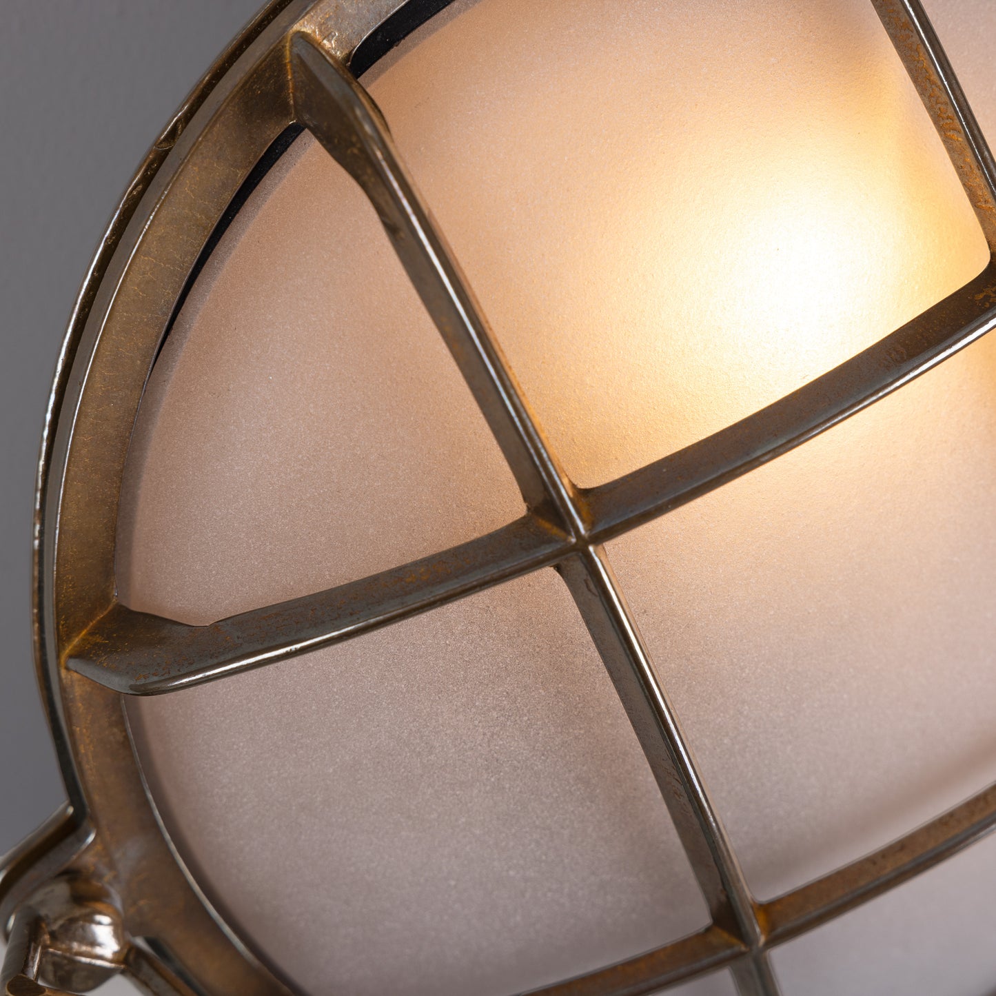 Evander Marine Round Bulkhead Wall Light 