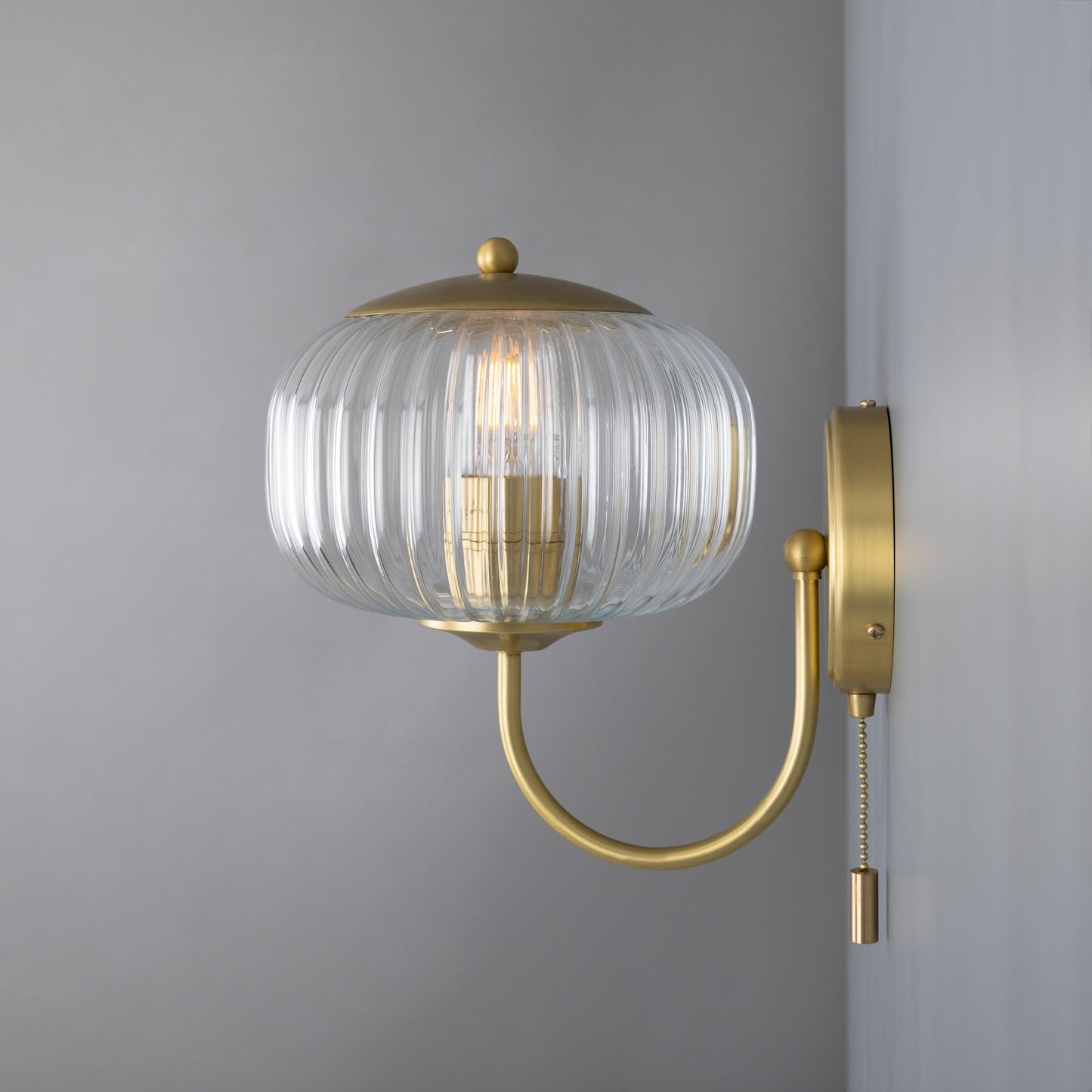 Nehir Reeded Glass Wall Light with Pull Switch