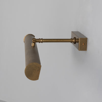 Cambridge Adjustable Reeded Brass Picture Light IP20