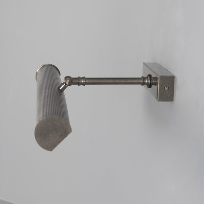 Cambridge Adjustable Reeded Brass Picture Light IP20