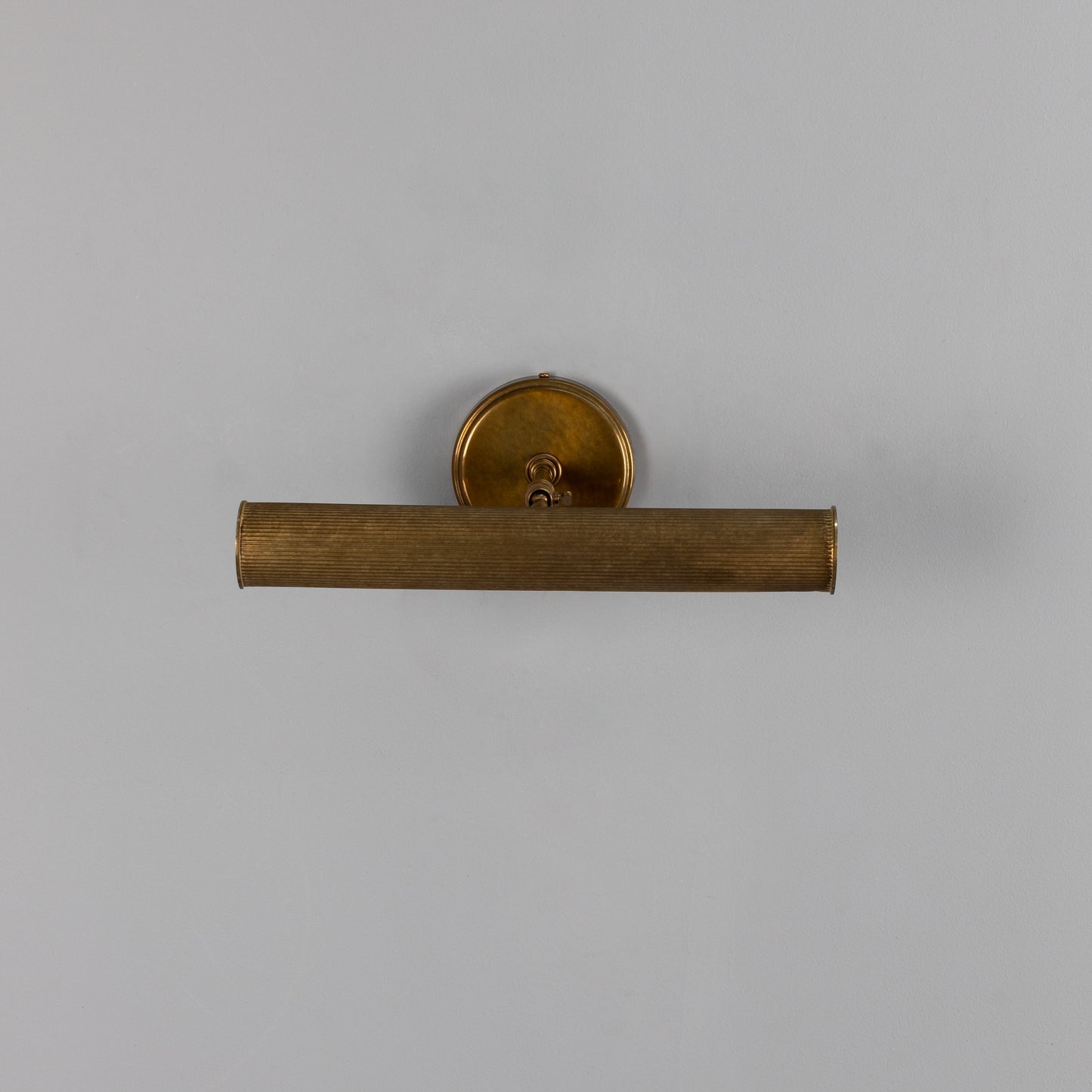 Bilbury Adjustable Reeded Brass Picture Light IP20