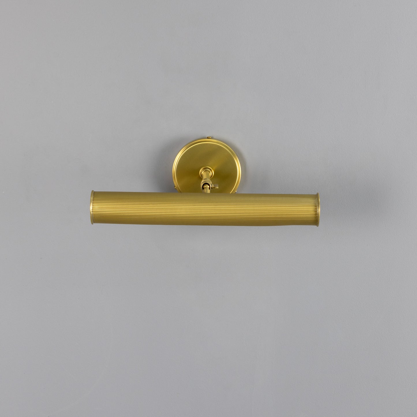 Bilbury Adjustable Reeded Brass Picture Light IP20