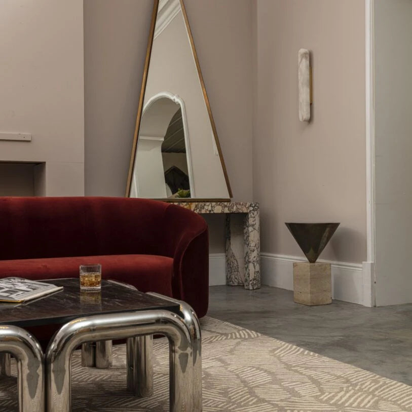 Rica Linear Alabaster Wall Light