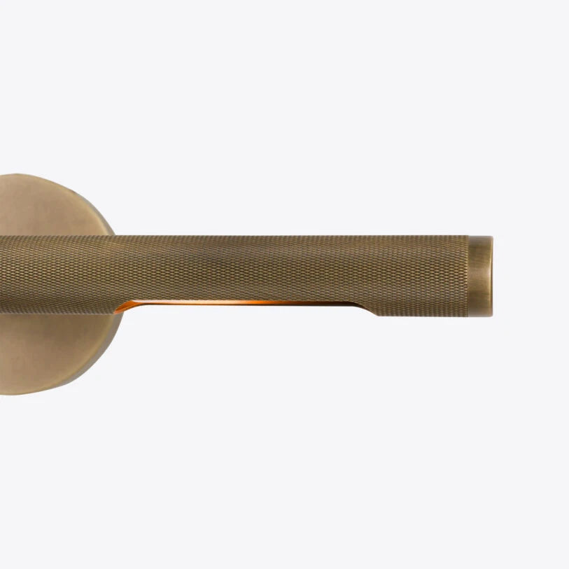 Pipe Picture Light