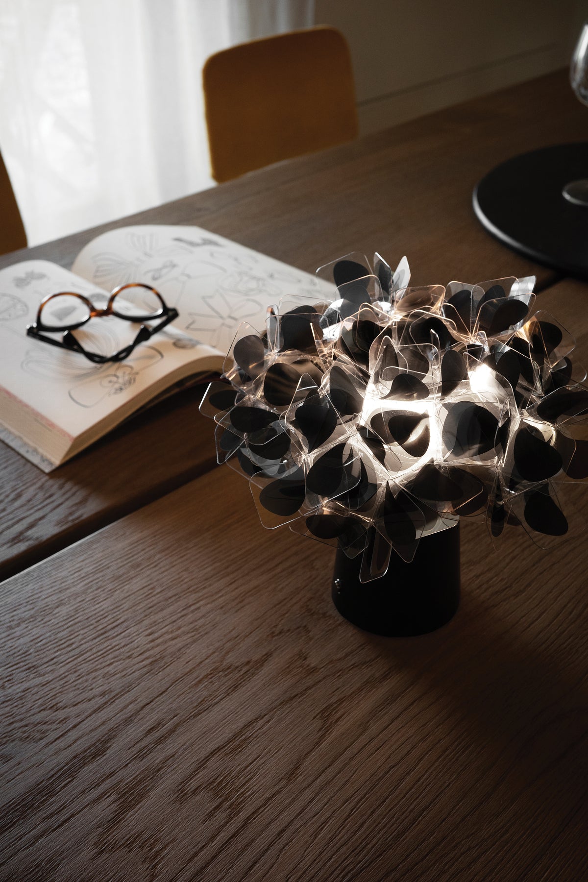 Clizia Mama Non Mama Portable Table Lamp