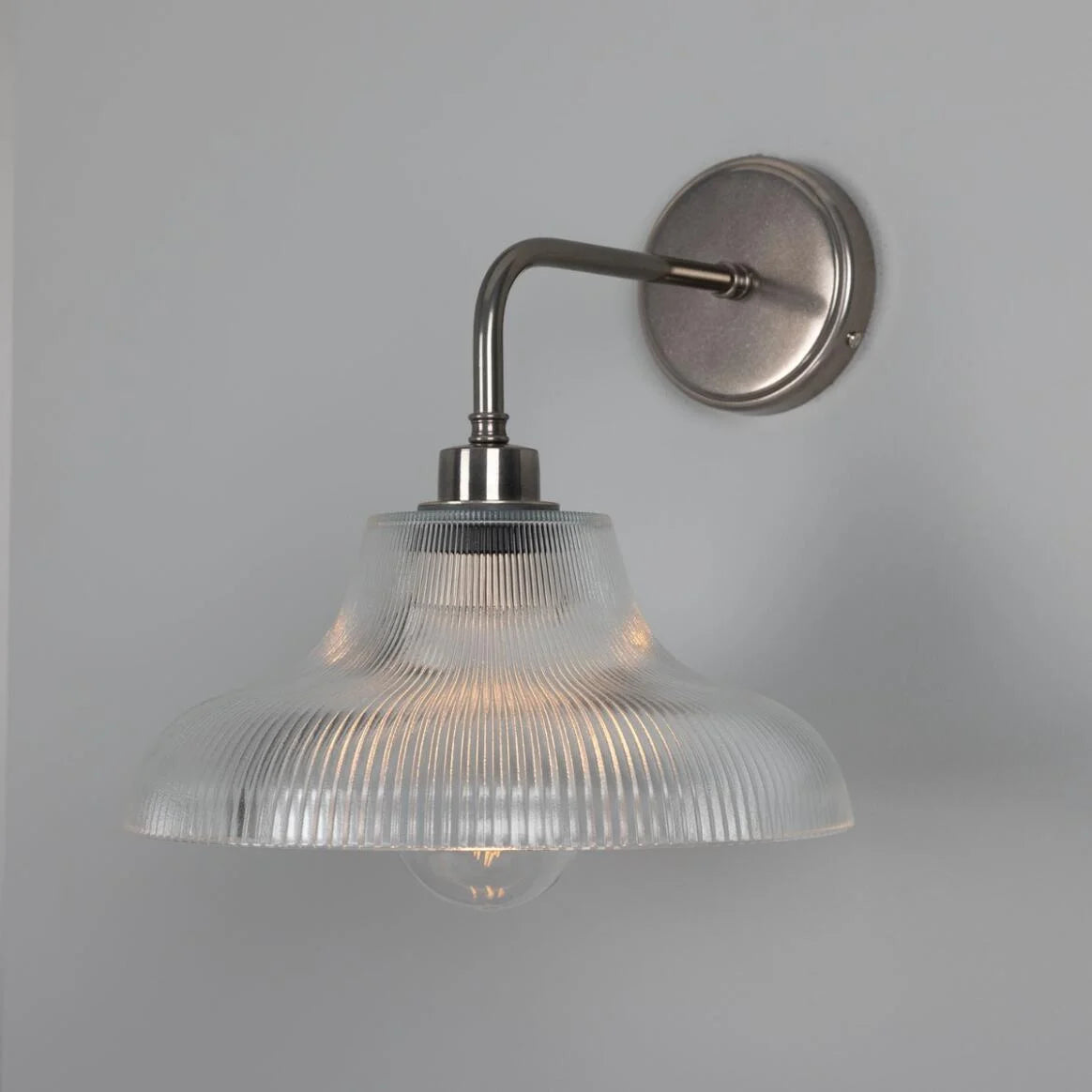 Mono Bathroom Vintage Railway Glass Wall Light IP65