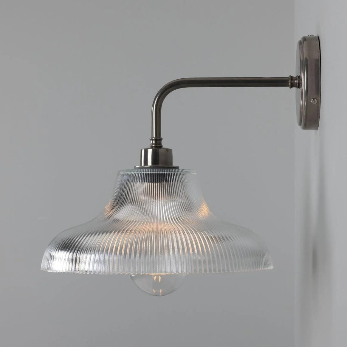 Mono Bathroom Vintage Railway Glass Wall Light IP65