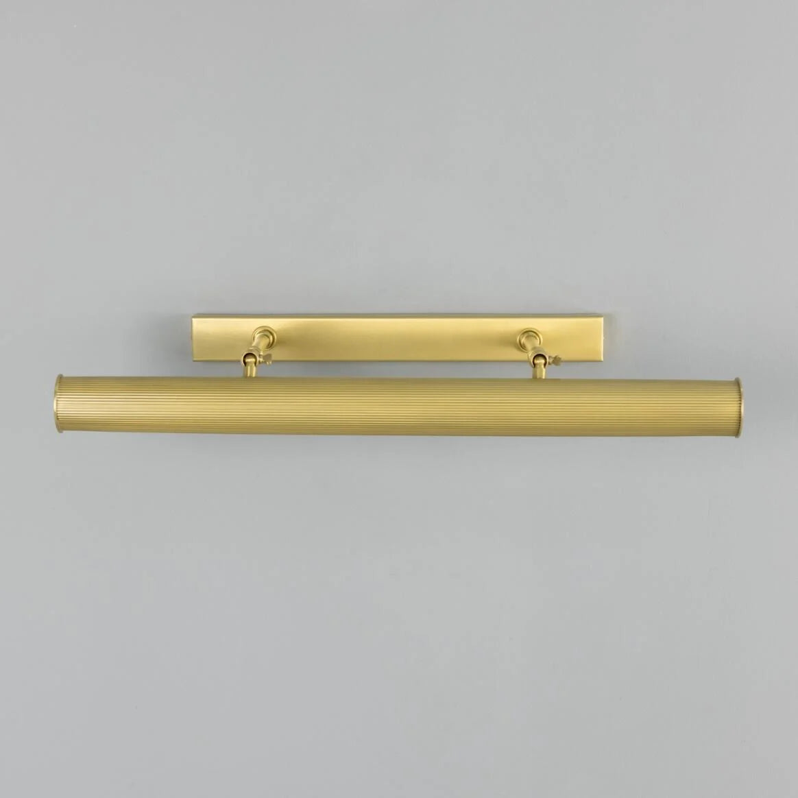 Cambridge Adjustable Reeded Brass Picture Light IP20